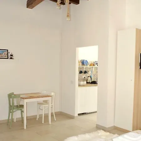 Casa Albicocca - In The Heart Of The Old Town Apartamento